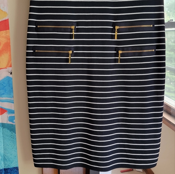 HP🎉 Carmen Marc Valvo Short Sleeve Striped Midi Dress - Size L - Picture 3 of 9